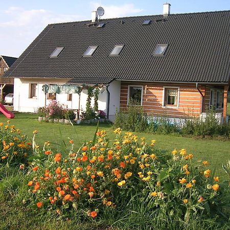 Apartman V Chaloupce Na Vrsku Bernartice  Exterior photo